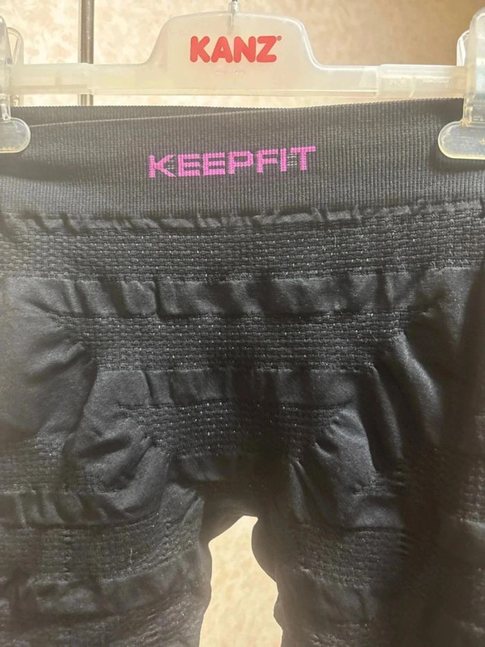 Pantacourt gainant taille 38 marque keepfit - photo numéro 2