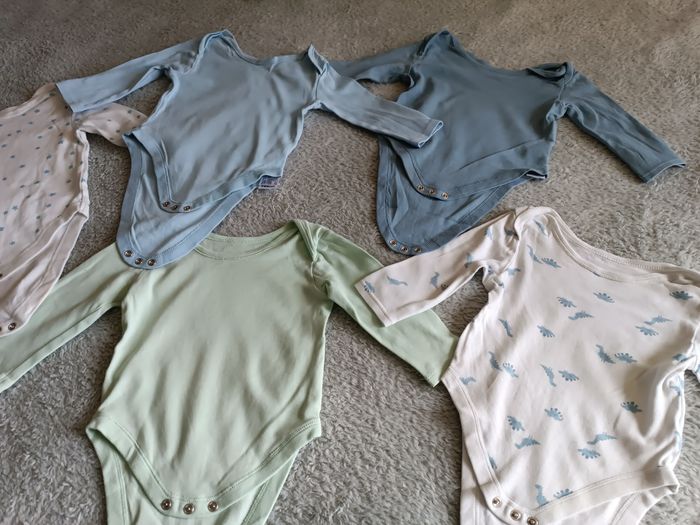Lot de 5 bodies - photo numéro 5