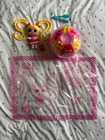 Poupée LOL avec perles