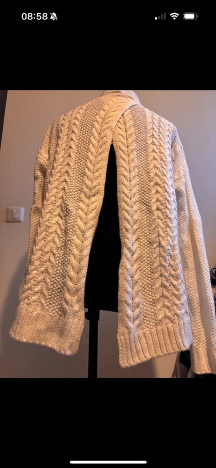 Pull col roulé ouvert ds le dos - photo numéro 5