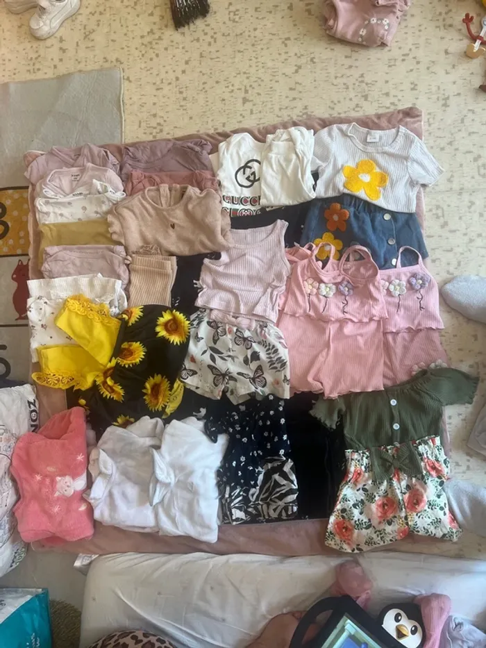 Lot vêtements fille 9 mois