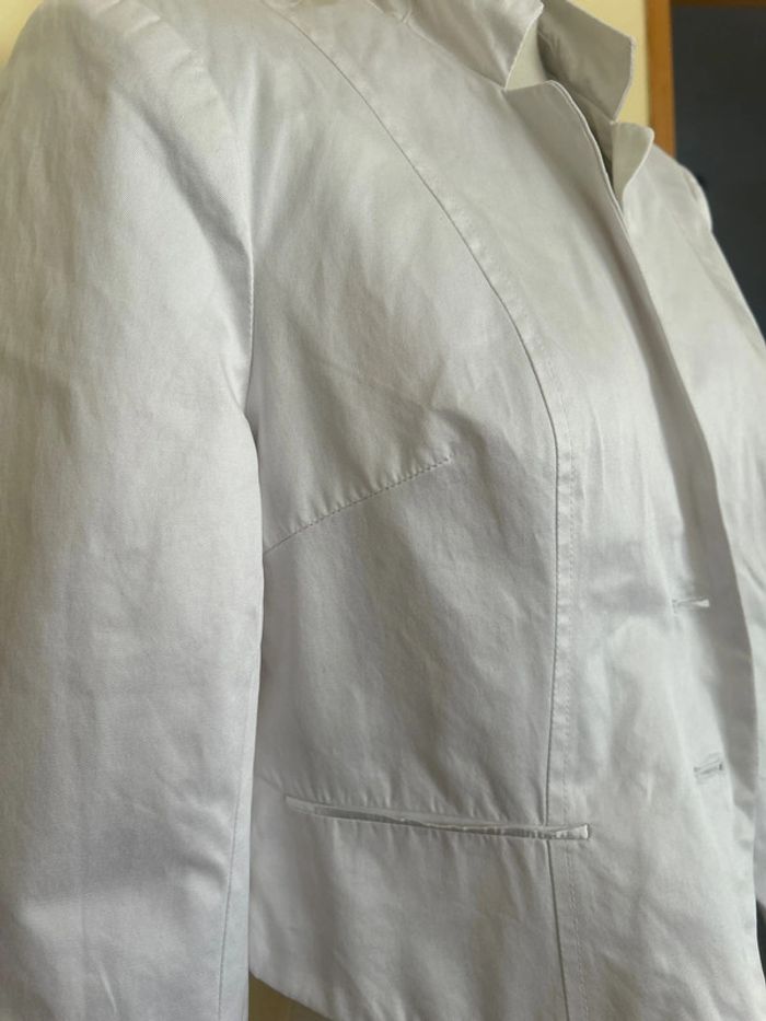 Veste blanche - photo numéro 4