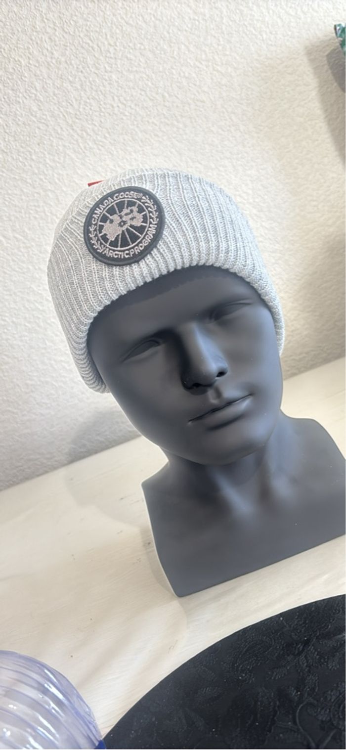 Bonnet Moncler stone Canada - photo numéro 3