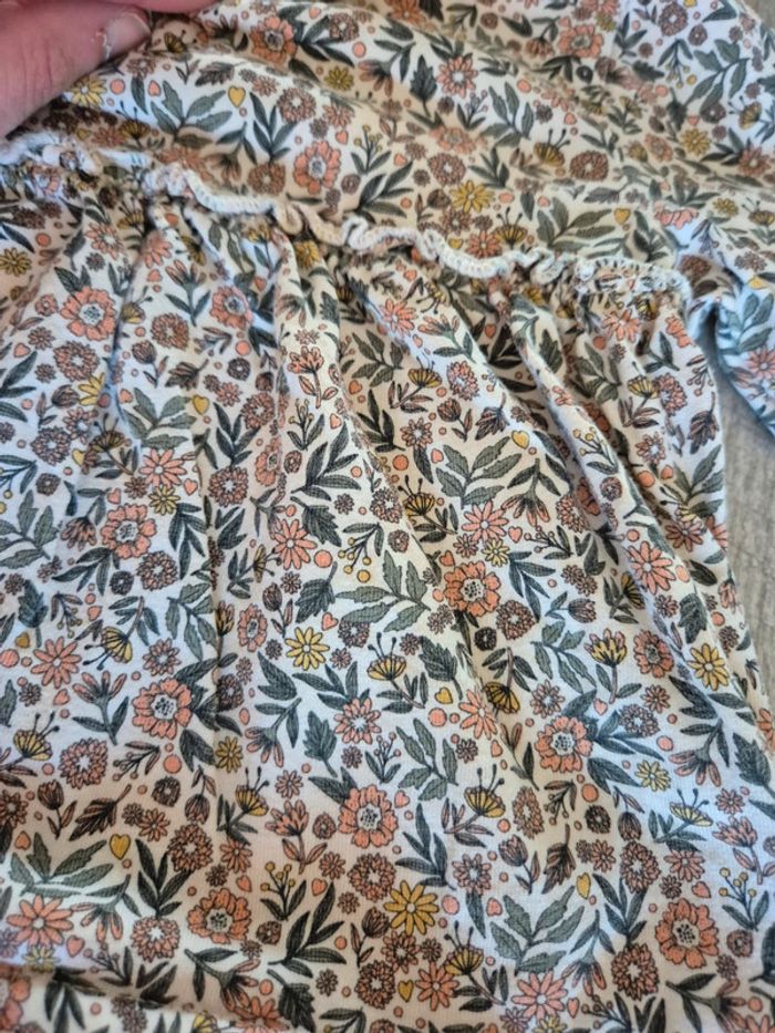 Ensemble Tee-shirt manche longue et legging 🌸 - photo numéro 4