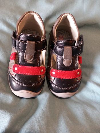 Chaussures de marche semi ouverte