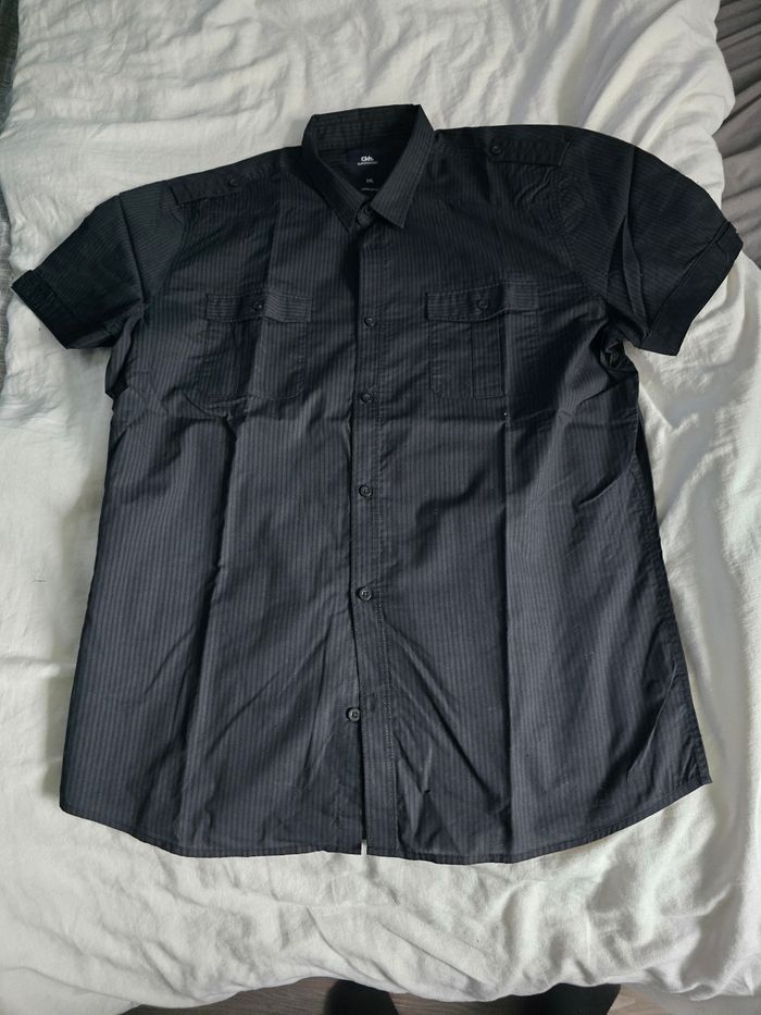 Chemise manches courtes