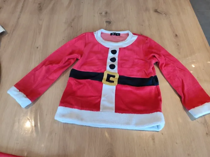 Pyjama de Noél 6-7 ans - photo numéro 2