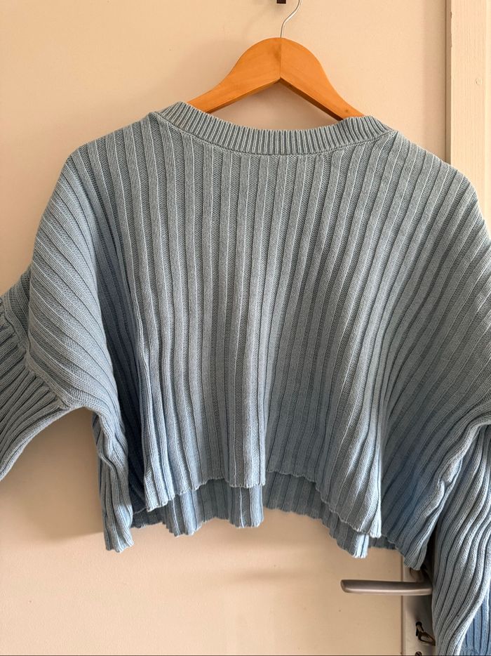 Pull bleu crop top - photo numéro 3