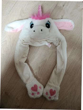 Bonnet kawaii avec oreilles dansantes
