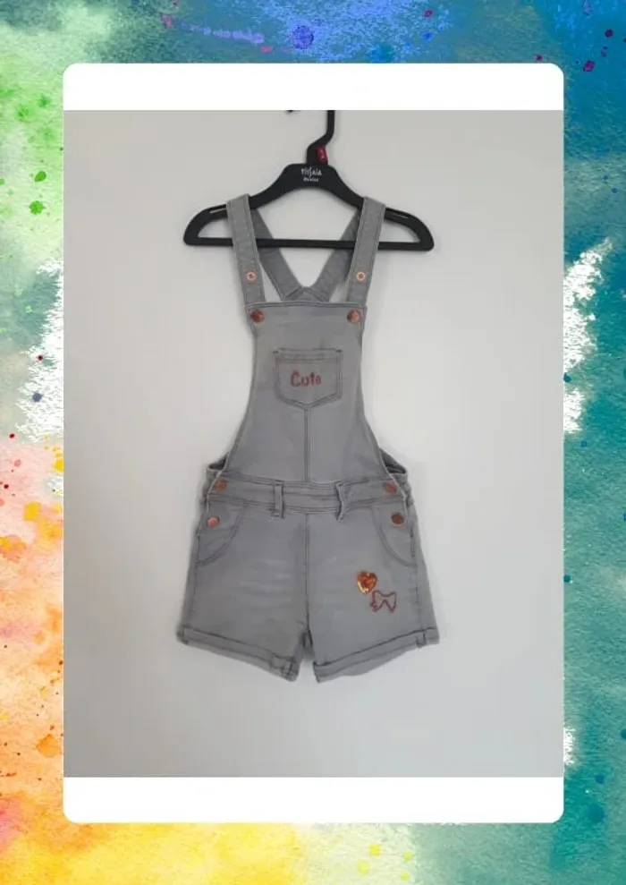 Jolie salopette short en jeans 6 ans