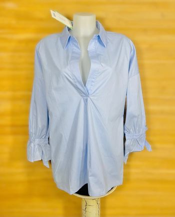 Blouse taille XL sur étiquettes correspond a un 2XL ou 3XL