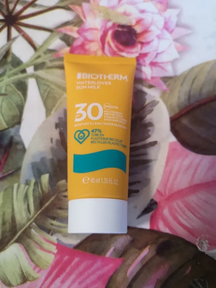 Lait solaire biotherm Spf30