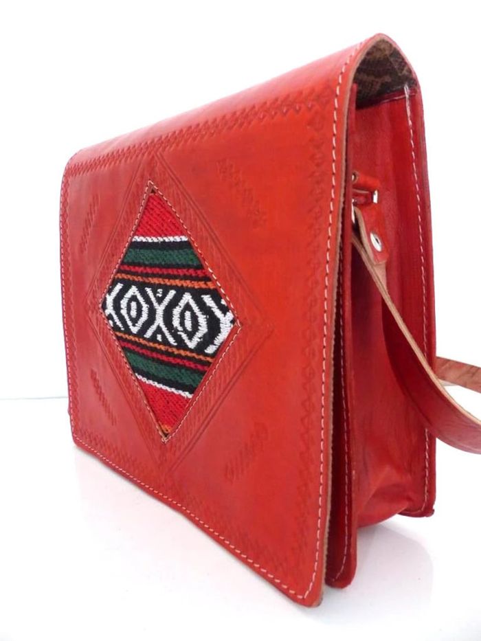 Sac bandoulière NEUF cuir pleine fleur tannage naturel rouge & laine Kilim Besace Ethnique - photo numéro 4