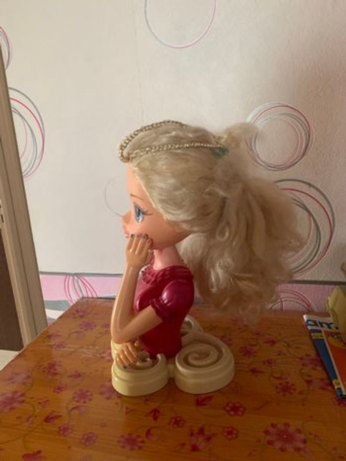 Vend tête de poupée à coiffer - photo numéro 3
