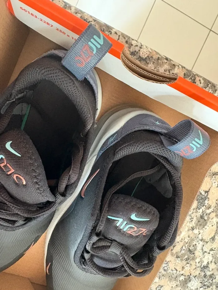 Basket Nike air max 270 T 33 enfant noel cadeau idée - photo numéro 6