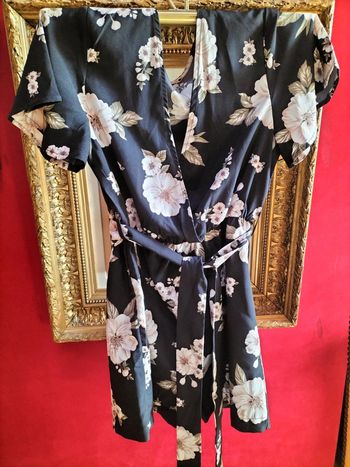 Combishort original effet jupe-short noir - motif fleurs