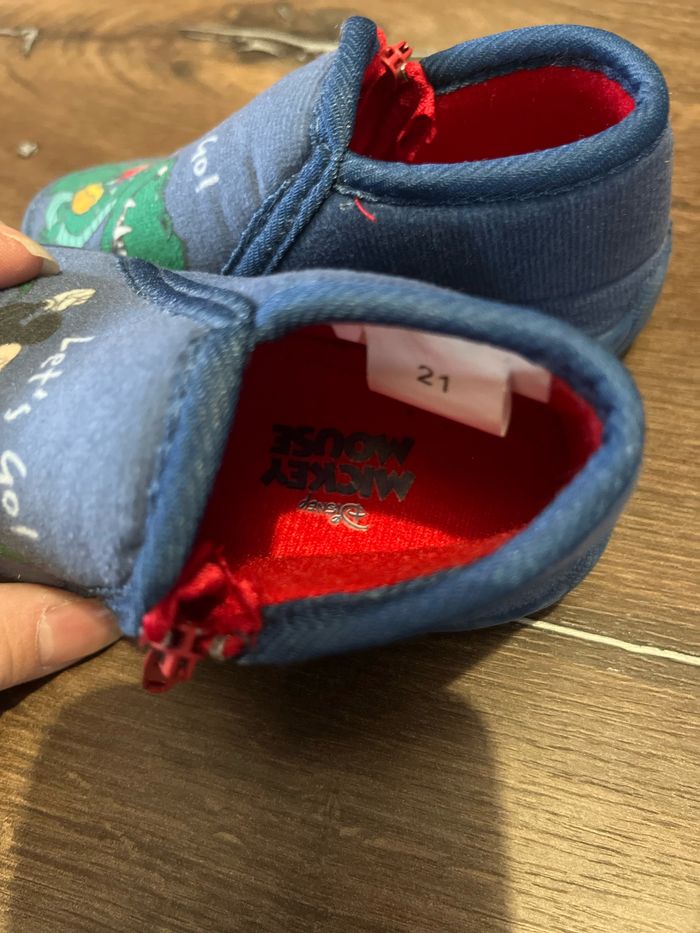 Chaussons Mickey - photo numéro 2