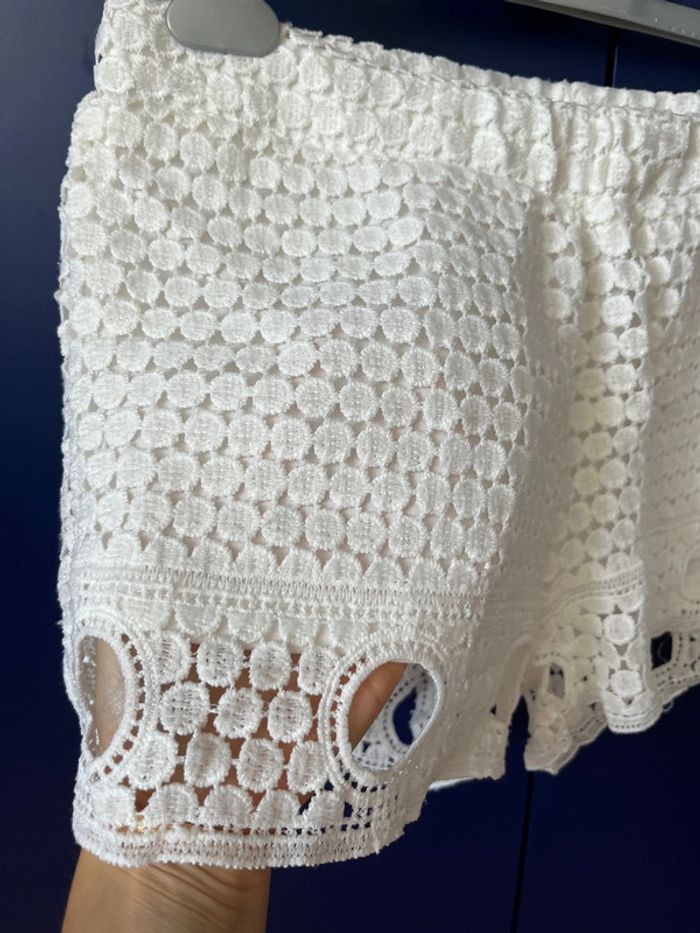 Short dentelle blanche easy clothes - photo numéro 2