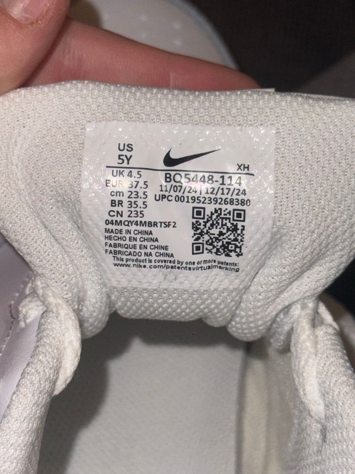 Baskets Nike Borough LOW - photo numéro 4