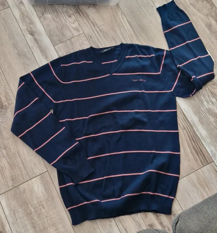 Pull taille XL