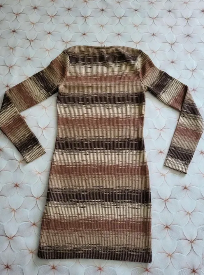Robe Marron et Crème marque Jennyfer  x  Emma  taille M neuf - photo numéro 5