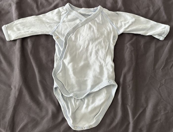 Lot 5 bodys Petit Bateau - photo numéro 6