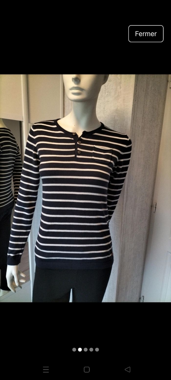 Pull  rayé - photo numéro 2