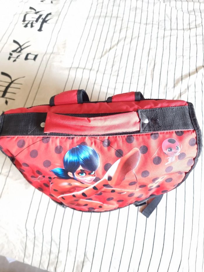 Cartable Miraculous Ladybug maternelle ou école primaire CP pour garçon ou fille 3 4 5 6 - photo numéro 5