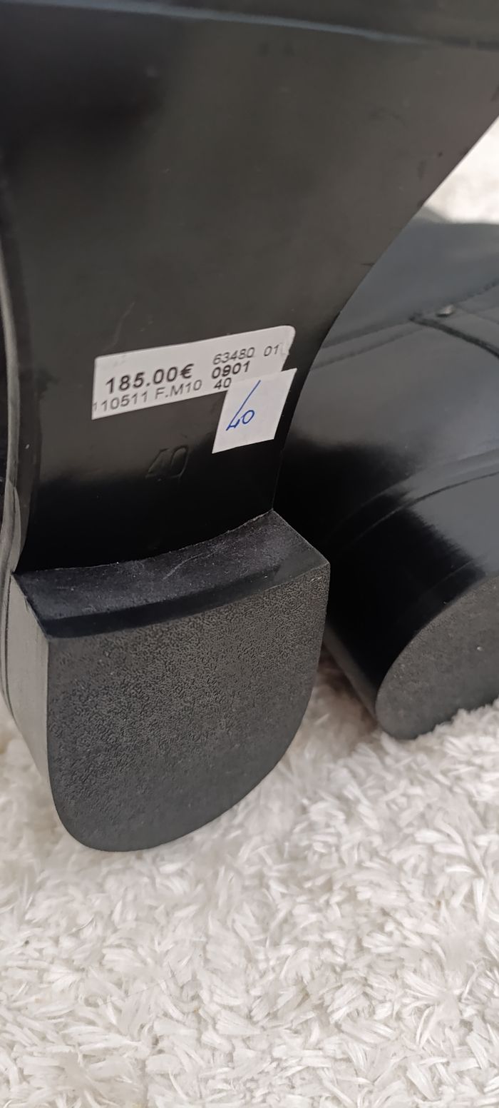 Bottes haute en cuir Neuve - photo numéro 4