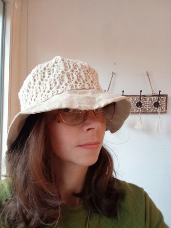 Chapeau lin beige vintage