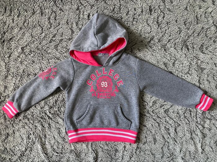 Pull à capuche gris - taille 4 ans - photo numéro 2