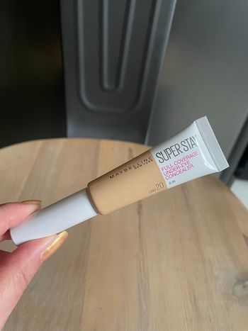 Maquillage Concealer Maybelline - Gamme Super Stay - Teinte 20 Sand