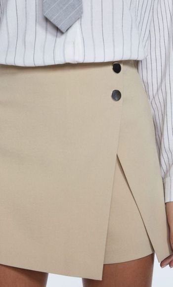 Short-jupe portefeuille Stradivarius