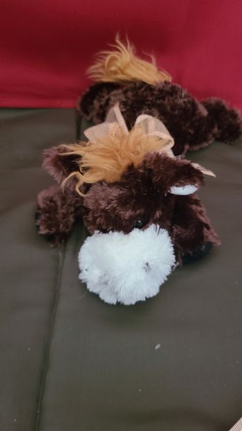doudou cheval poney peluche