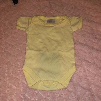 taille 3 mois en très bon état