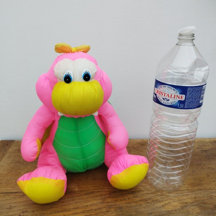 Peluche dinosaure rose vert jaune toile parachute
