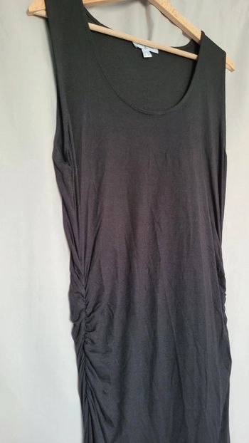 Robe longue noire de grossesse