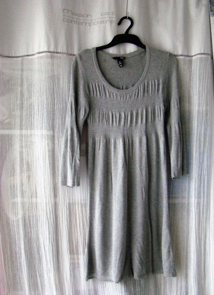 robe H & M demi-saison manches longues T38- gris clair - photo numéro 1