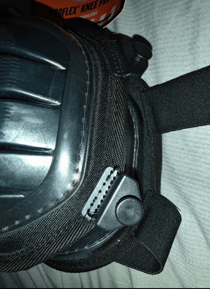 Genouillères de protection - photo numéro 3