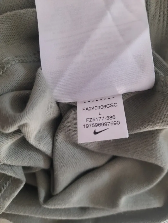 Tee-shirt Nike - photo numéro 3