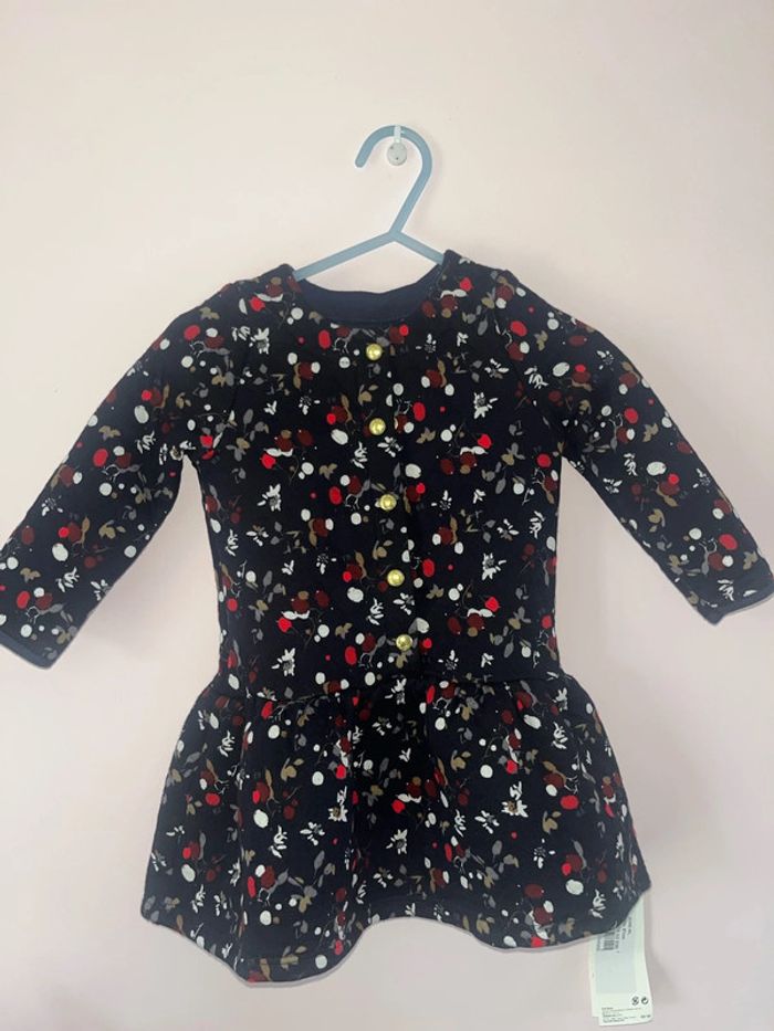 Robe, petit bateau, épaisse neuve avec étiquette, 18 mois