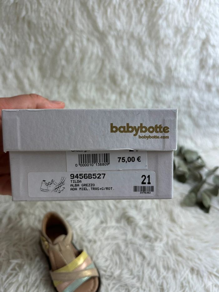 Paire de sandales Babybotte taille 21 - photo numéro 6
