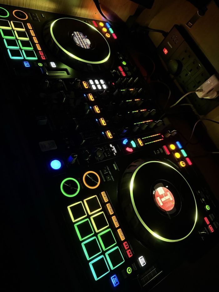 Pioneer DJ DDJ-FLX10 avec pochette de rangement Pioneer - photo numéro 6