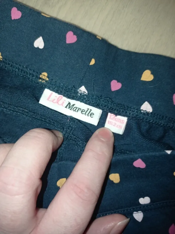 Pantalon élastique bleu marine motifs coeurs - photo numéro 4