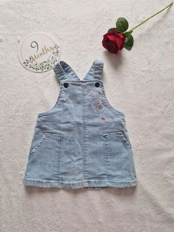Salopette en jean avec broderies