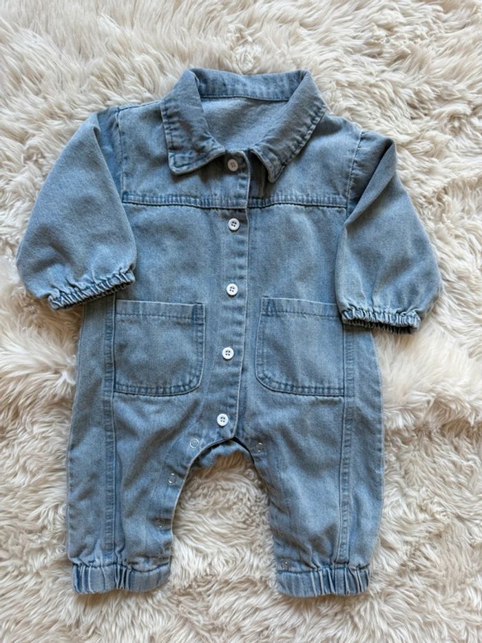 Combinaison en jean bébé fille