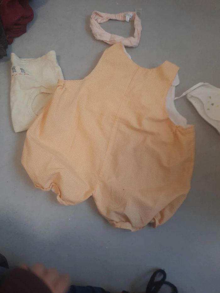 Ensemble jaune salopette tissus 9 mois - photo numéro 5