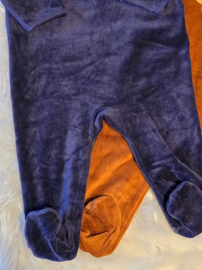 NEUFS (NON PORTÉS)💙😍🤩 superbes pyjamas 12 mois garçon 🤩😍💙💙💙 - photo numéro 6