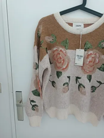 Pull d'hiver motif fleurs avec sequins Taille Unique Jubylee Neuf avec étiquette
