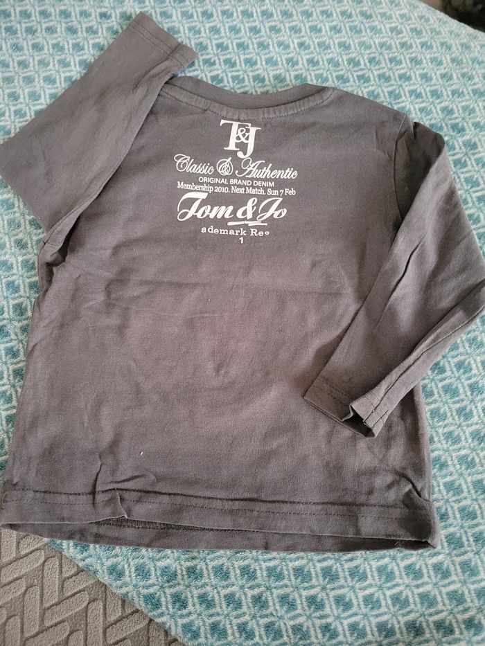 Lot 2 T-shirts manches longues 24mois - photo numéro 9